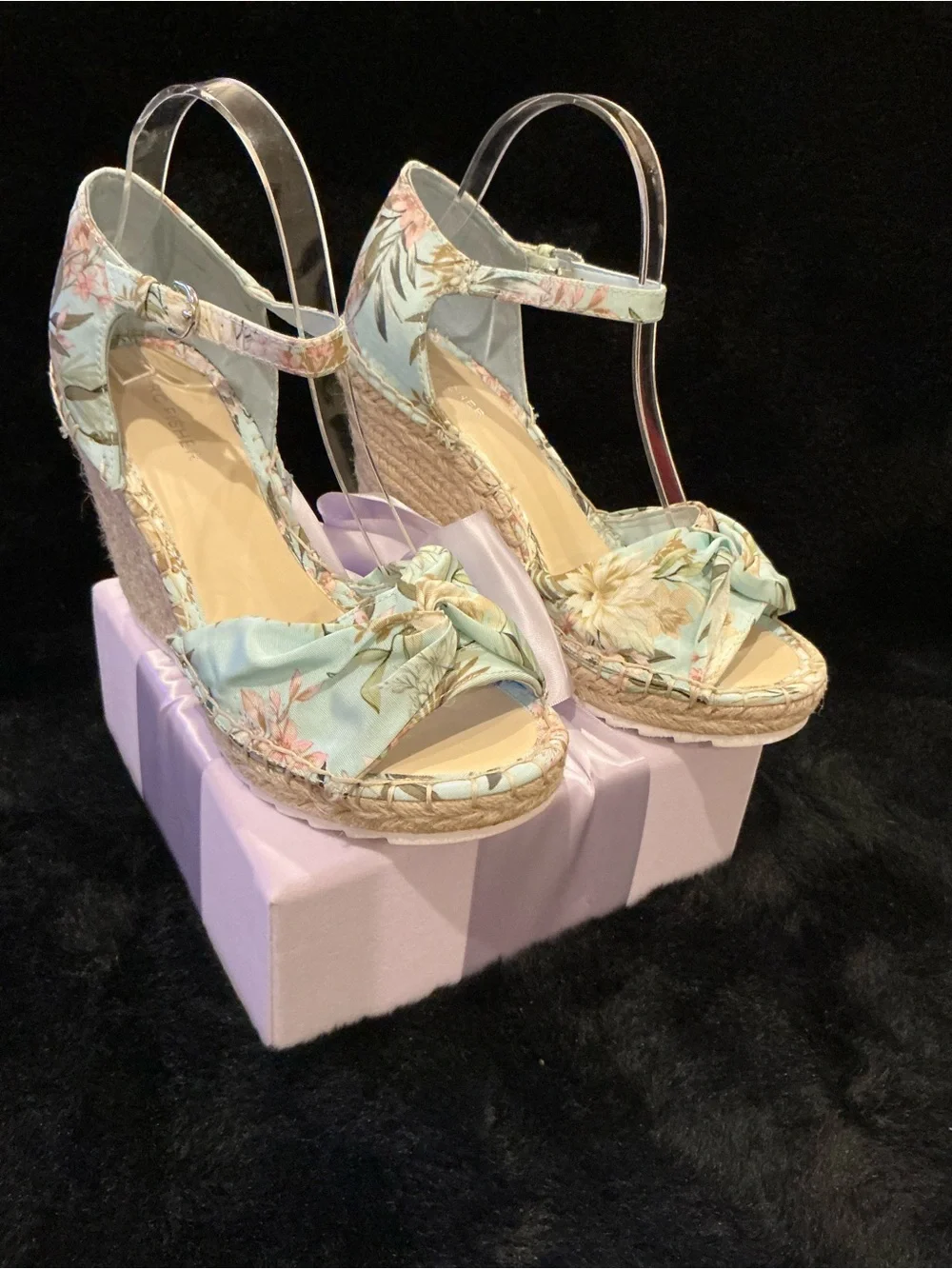 Marc Fisher Floral Light Blue Espadrille Wedge Sandals Size 8.5